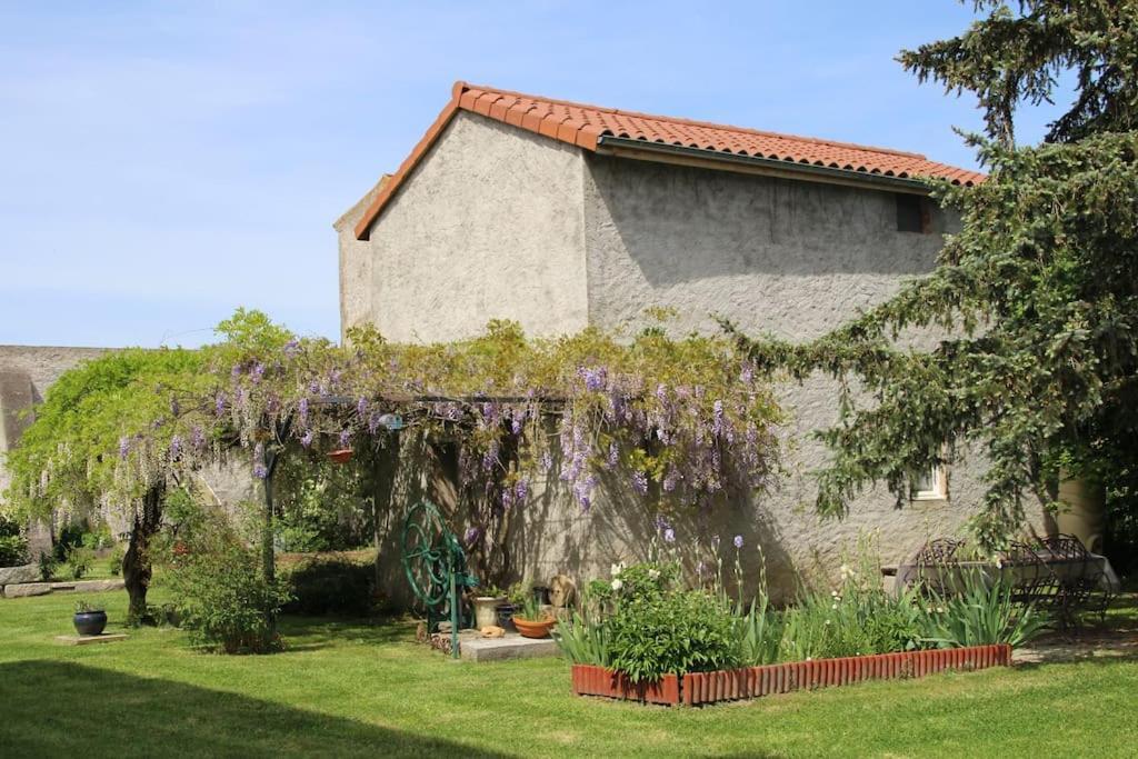 Ideal Voyageurs & Travailleurs Cherchant Du Calme Manglieu Εξωτερικό φωτογραφία